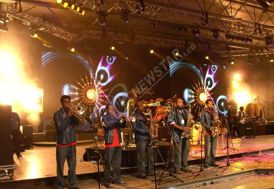 Transparent Video Wall Curtain LED Display Screens SMD 3528 For Concert Rental